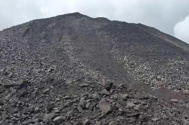 铁矿石尾矿.jpg 铁矿石尾矿.jpg